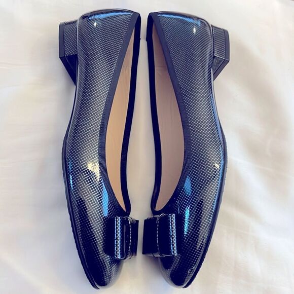 JON JOSEF BEAUTIFUL BALLET FLATS. BOW FRONT. NEW IN BOX - Picture 3 of 10